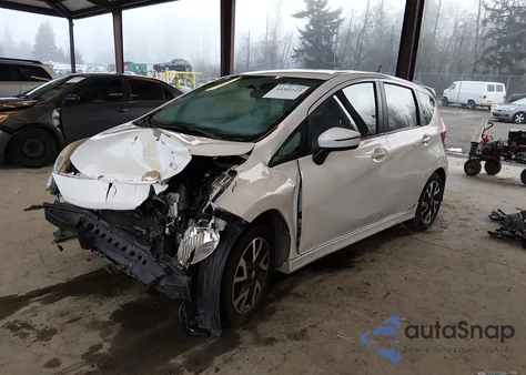 2015 Nissan Versa Note Sr z USA, uszkodzony, nr VIN 3N1CE2CPXFL416221